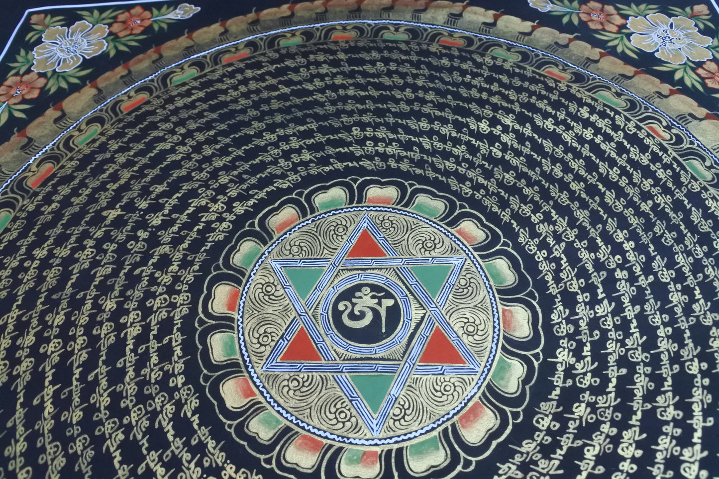 Tibetan Mantra with Eight Auspicious Symbols